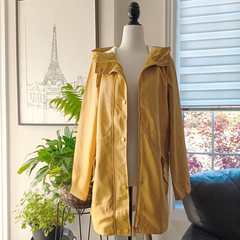 💛Vero Moda Mustard Hooded Rain Jacket